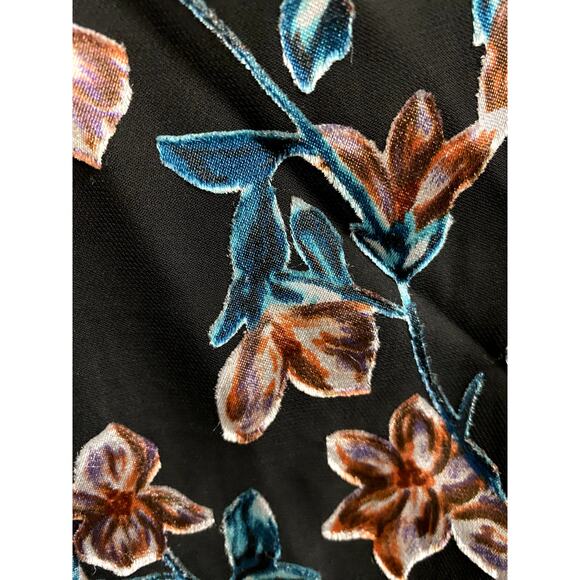 Ali & Jay Size S Floral Dress with Tie - Picture 3 of 4